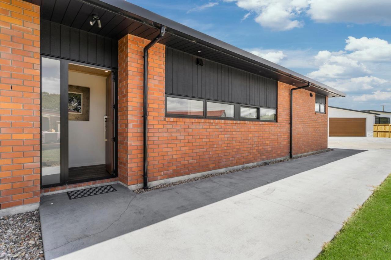 Custom Designed Holiday Home, Next To Cycleway. Te Aroha Bagian luar foto